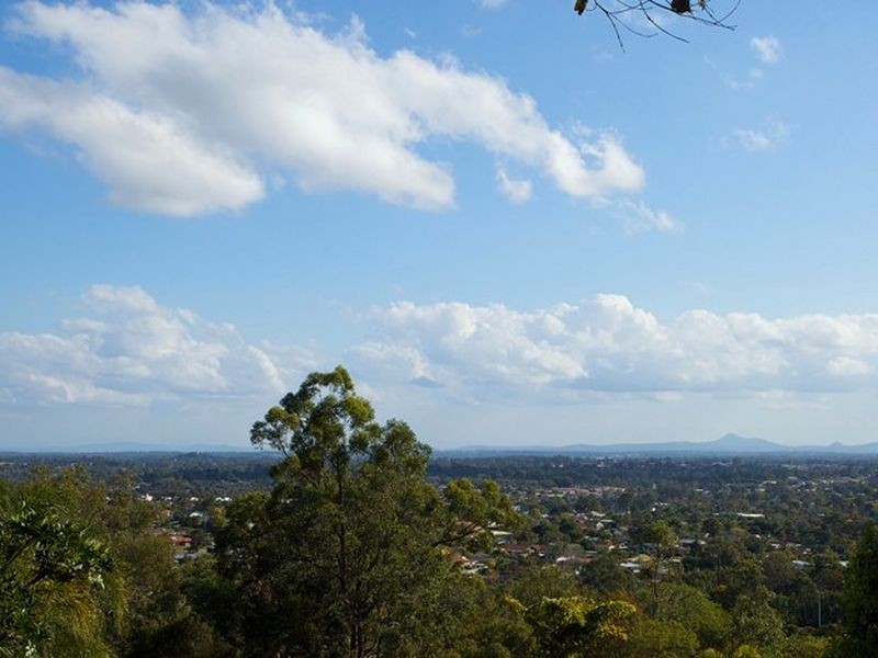 273a Springwood Road, Springwood QLD 4127