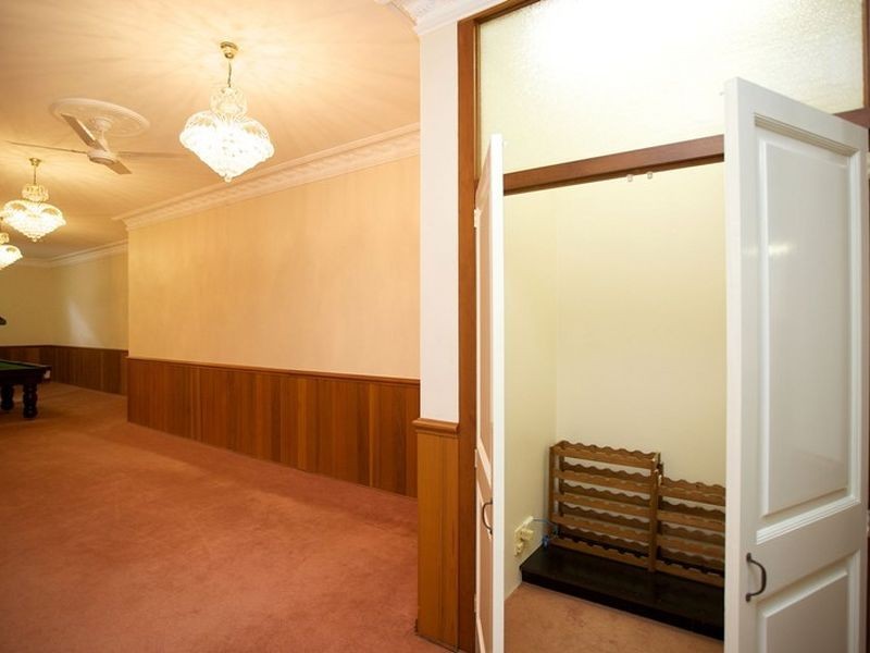 273a Springwood Road, Springwood QLD 4127