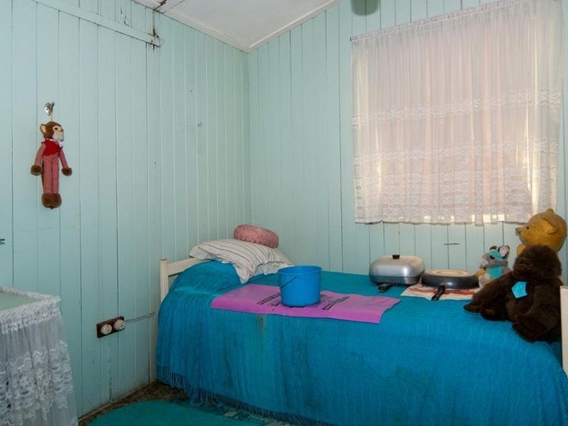 81 Raff Avenue, Holland Park QLD 4121