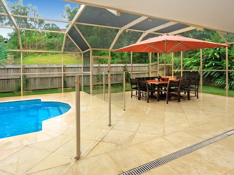 17 Holyoake Drive, Daisy Hill QLD 4127
