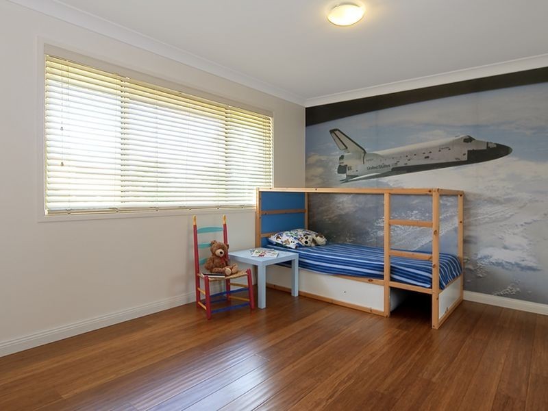 17 Holyoake Drive, Daisy Hill QLD 4127