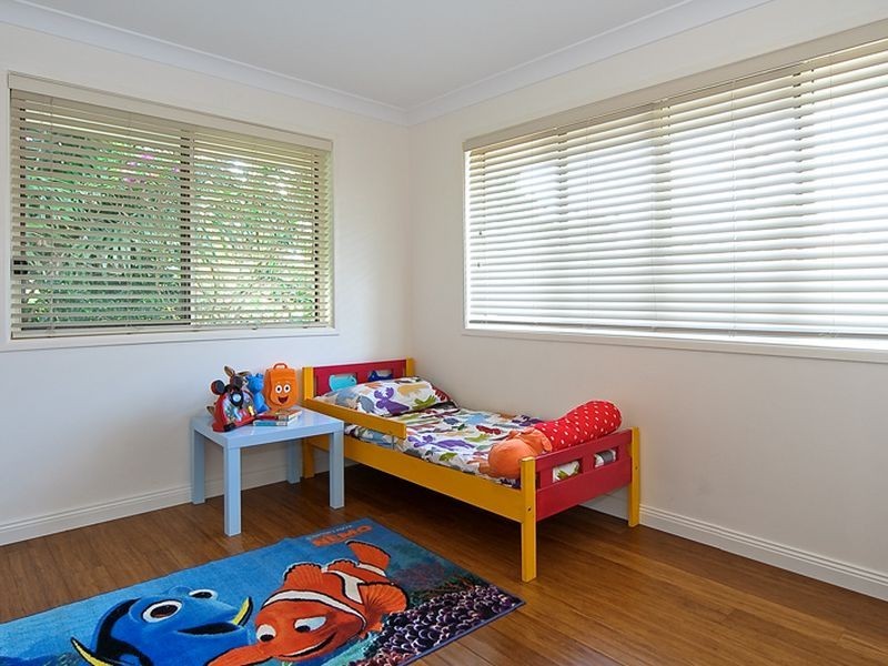 17 Holyoake Drive, Daisy Hill QLD 4127