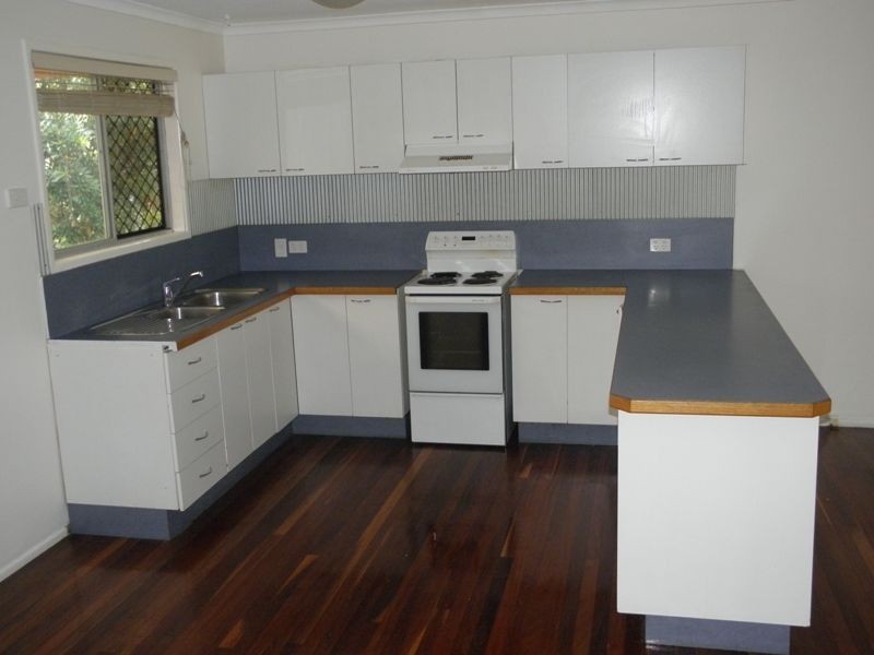 12 Hawkins Street, Springwood QLD 4127