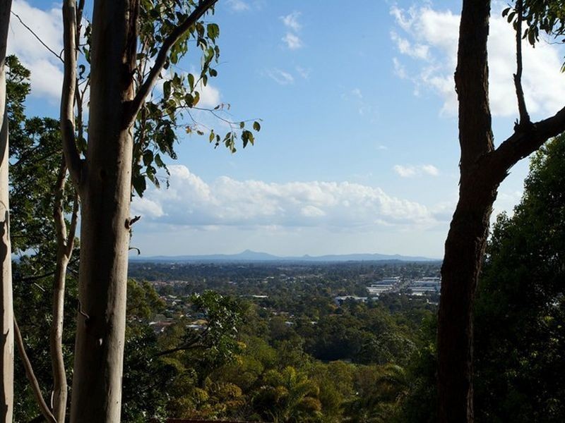 273a Springwood Road, Springwood QLD 4127