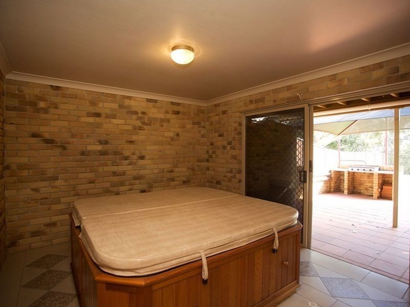 273a Springwood Road, Springwood QLD 4127