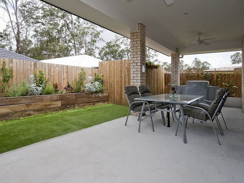 19 Kenilworth Crescent, Waterford QLD 4133