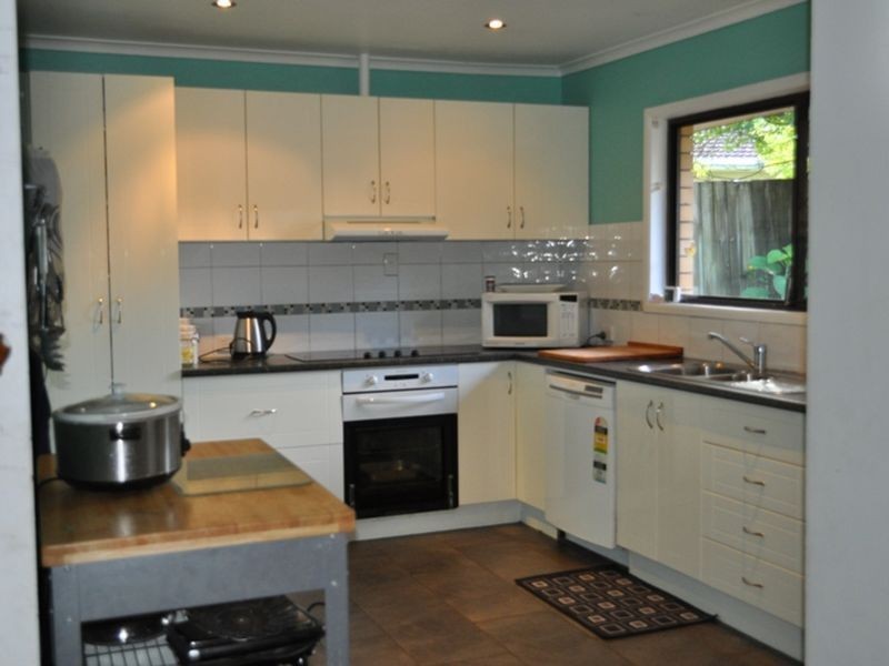 32 Wenlock Crescent, Springwood QLD 4127