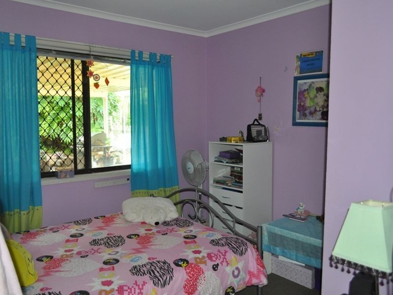32 Wenlock Crescent, Springwood QLD 4127