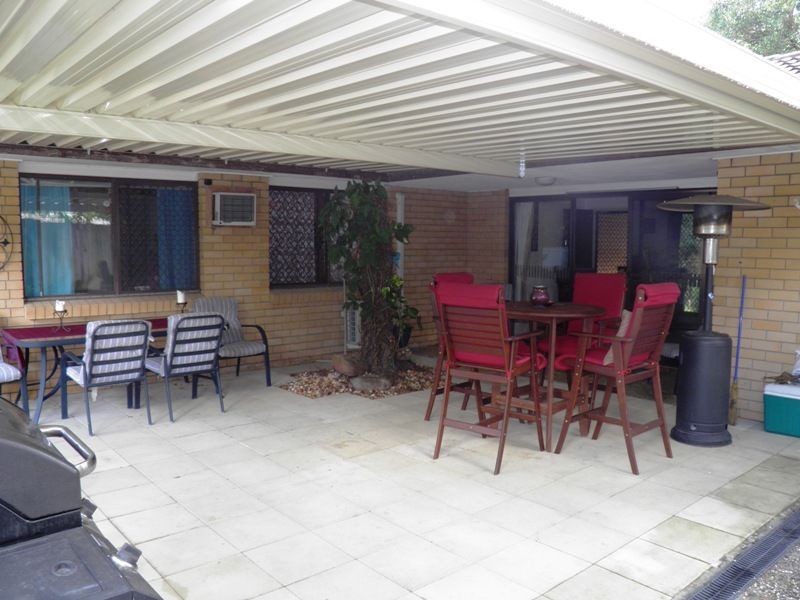 32 Wenlock Crescent, Springwood QLD 4127