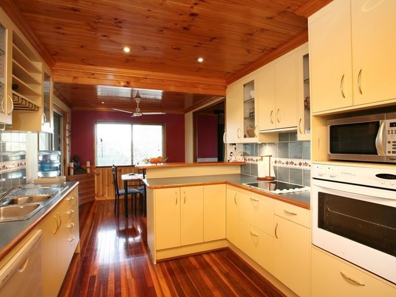 30 Bimbadeen Drive, Loganholme QLD 4129