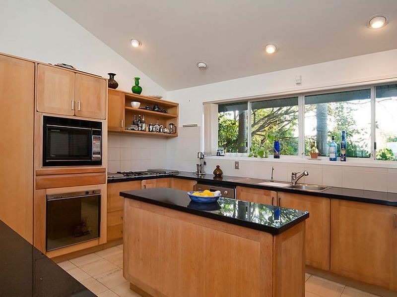 423 Springwood Road, Springwood QLD 4127