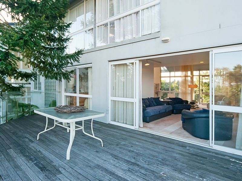 423 Springwood Road, Springwood QLD 4127