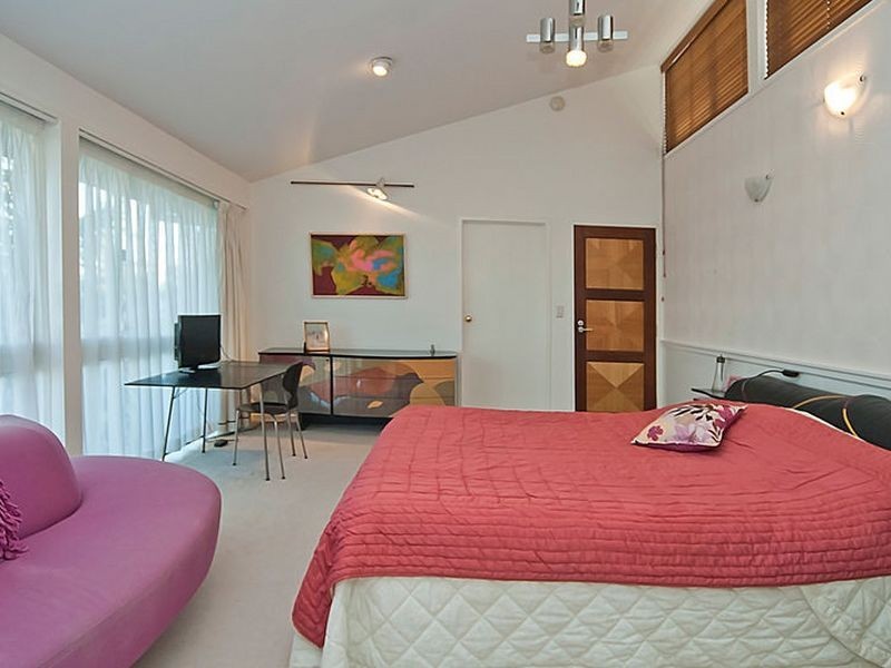 423 Springwood Road, Springwood QLD 4127