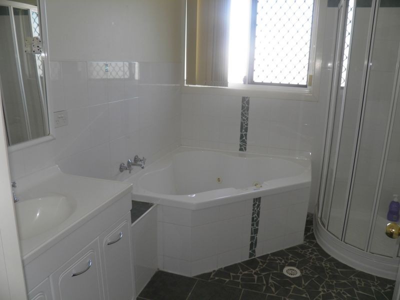 30 Chancellor Circuit, Meadowbrook QLD 4131