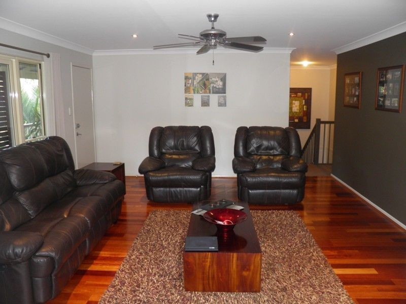 8 – 10 Barradale Court, Shailer Park QLD 4128