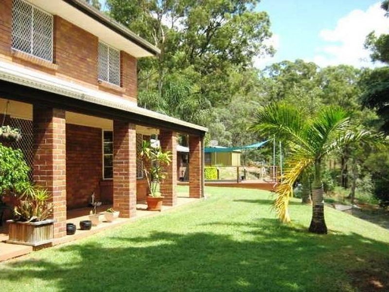 25 Tingi Ave, Tanah Merah QLD 4128