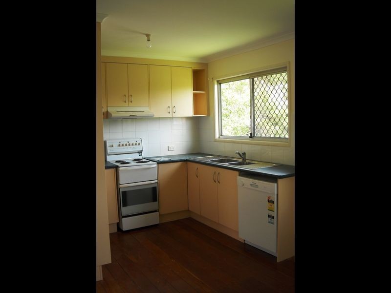 19 Pine Drive, Woodridge QLD 4114
