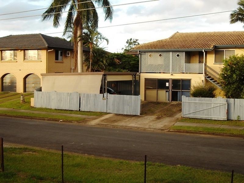 19 Pine Drive, Woodridge QLD 4114