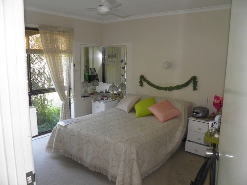 4 Light Street, Springwood QLD 4127