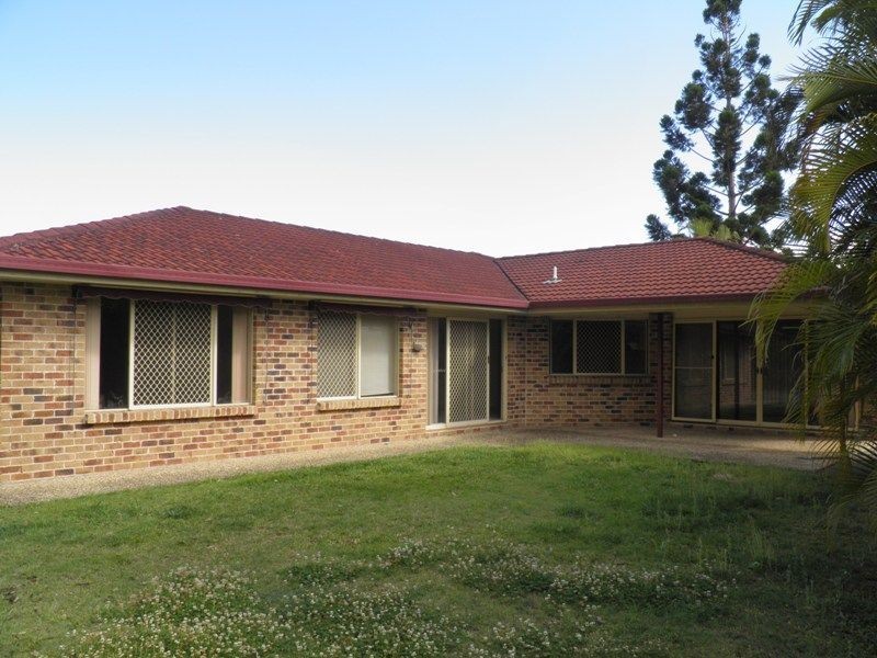 6 Mattes Place, Meadowbrook QLD 4131