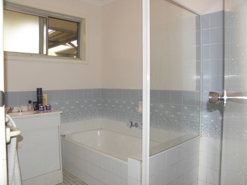 25 Springfield Crescent, Daisy Hill QLD 4127