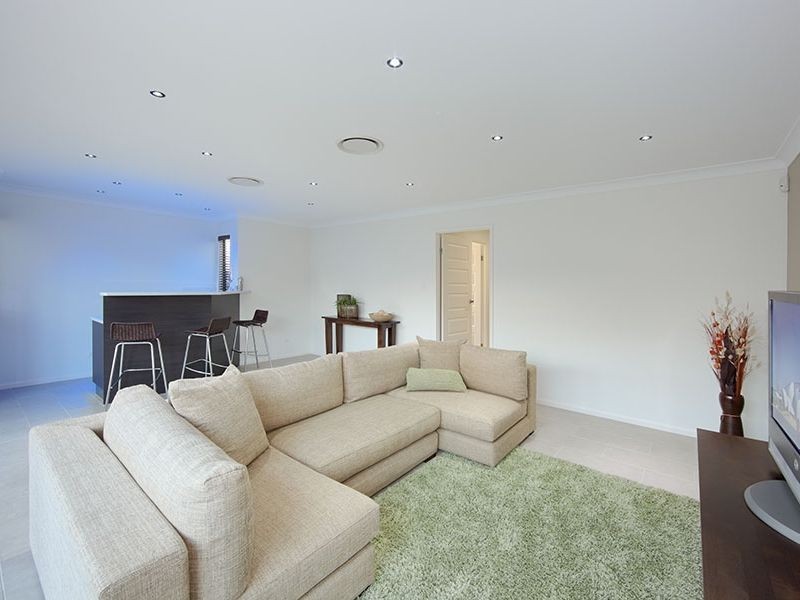 102 John Markwell Parade, Daisy Hill QLD 4127