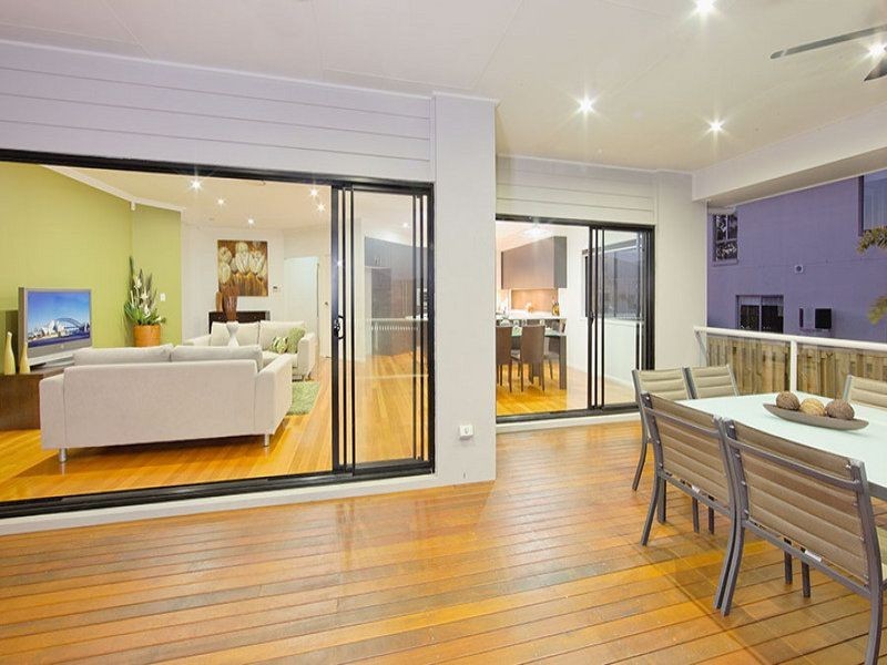 102 John Markwell Parade, Daisy Hill QLD 4127