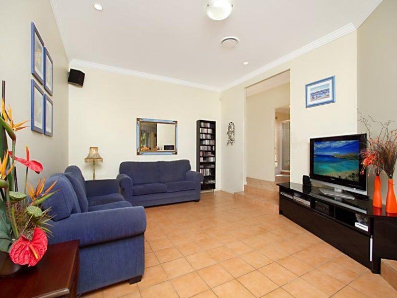 1/145 Exilis Street (1 Park Court), Springwood QLD 4127