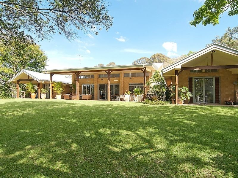 10 Armstrong Road, Belivah QLD 4207