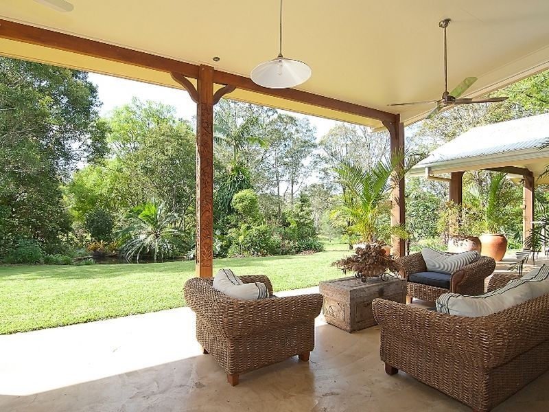 10 Armstrong Road, Belivah QLD 4207