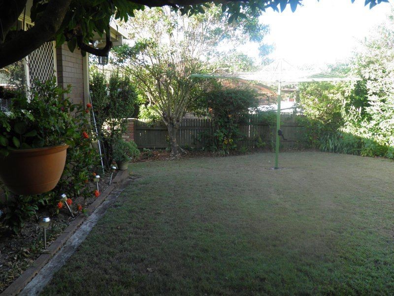6 Ermington Street, Daisy Hill QLD 4127