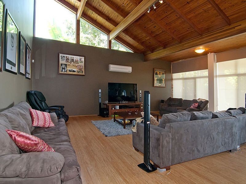 18 Aerie Court, Springwood QLD 4127