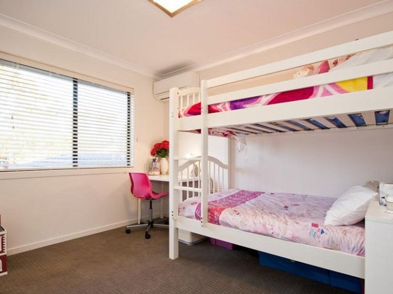 1 Aerie Court, Springwood QLD 4127