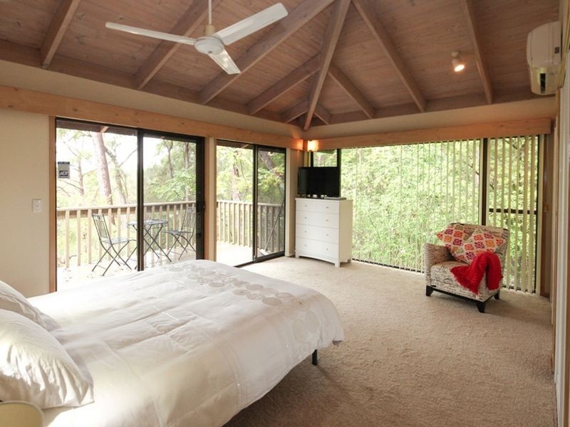 6 La Senda Court, Springwood QLD 4127