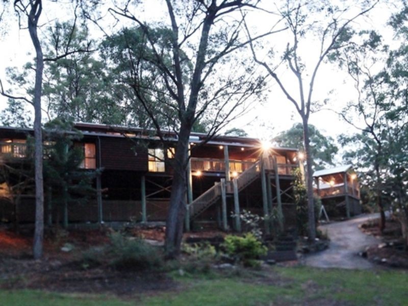 6 La Senda Court, Springwood QLD 4127