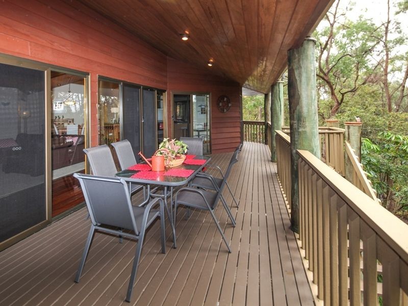 6 La Senda Court, Springwood QLD 4127