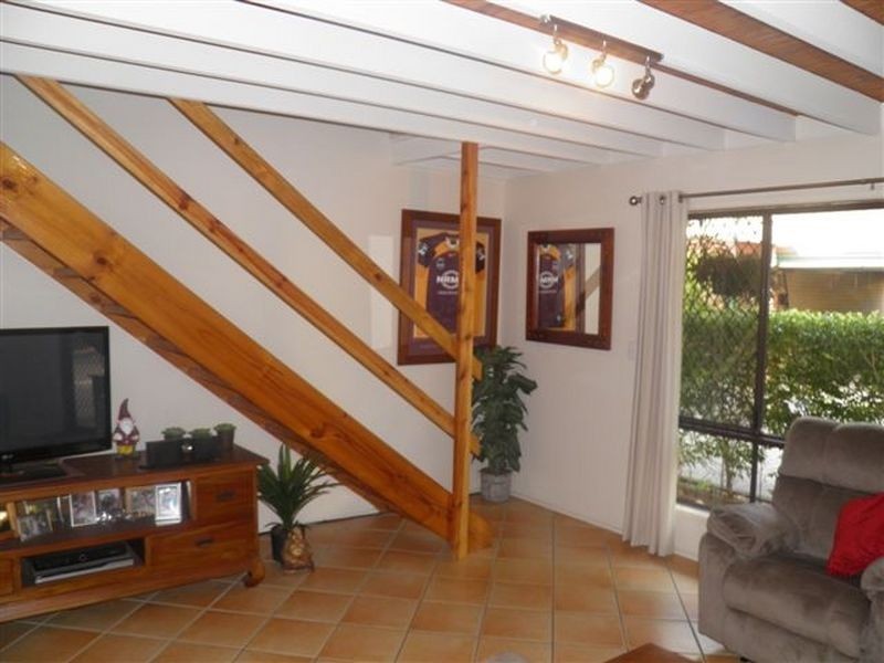 4/18 Old Chatswood Road, Daisy Hill QLD 4127