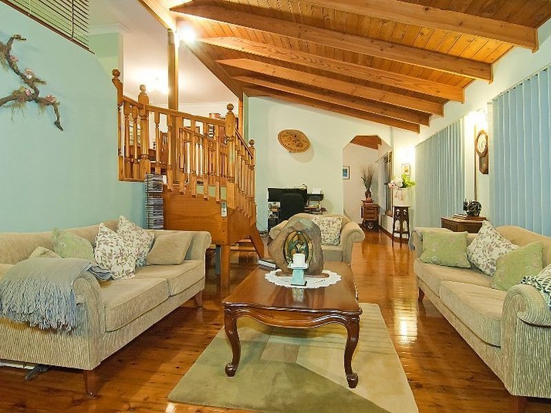 10 Gumnut Grove, Daisy Hill QLD 4127