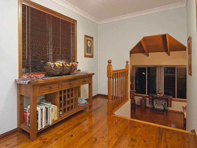 10 Gumnut Grove, Daisy Hill QLD 4127