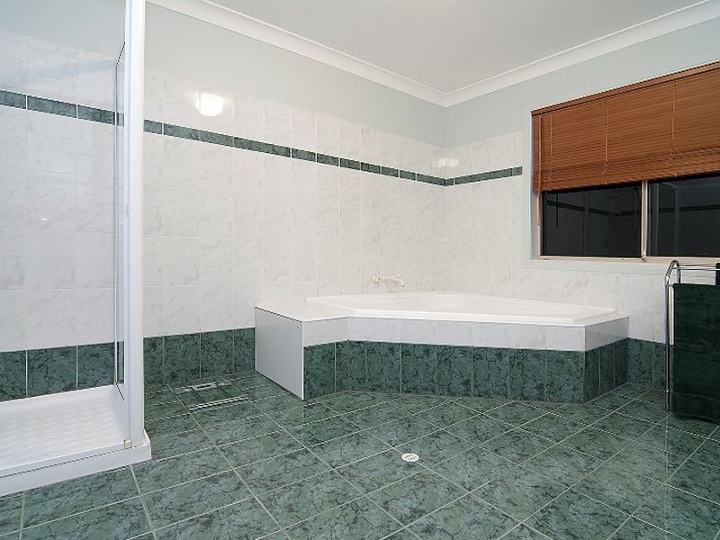 10 Gumnut Grove, Daisy Hill QLD 4127