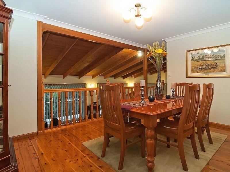 10 Gumnut Grove, Daisy Hill QLD 4127