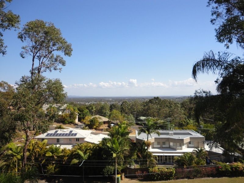 10 Gumnut Grove, Daisy Hill QLD 4127