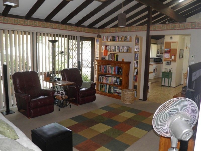 7 Mayflower Street, Daisy Hill QLD 4127