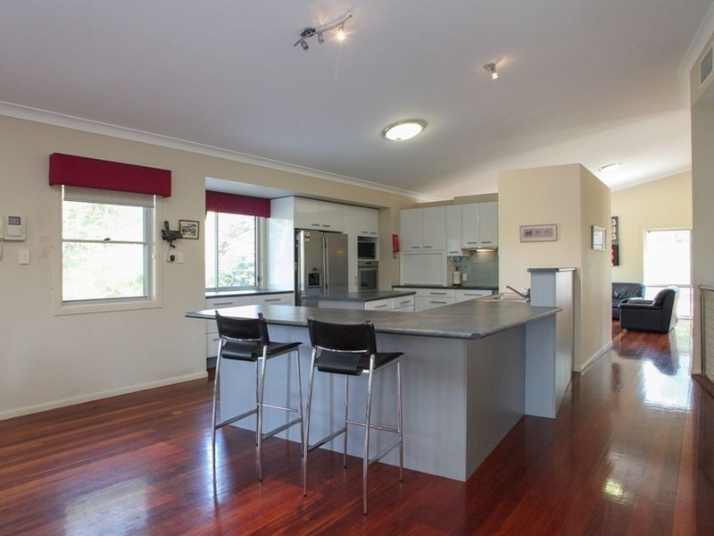 173 Dennis Road, Springwood QLD 4127