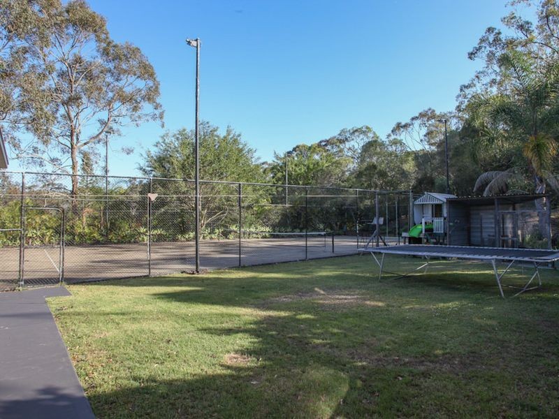 173 Dennis Road, Springwood QLD 4127