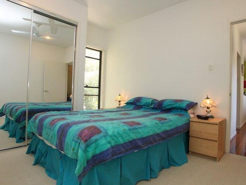 2/49 Trevallyan Drive, Daisy Hill QLD 4127