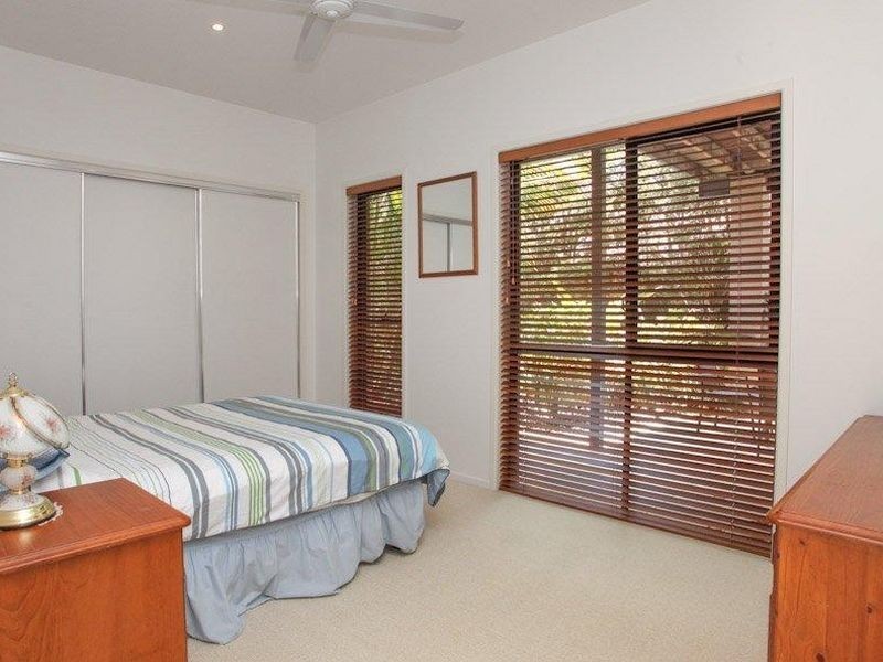 2/49 Trevallyan Drive, Daisy Hill QLD 4127