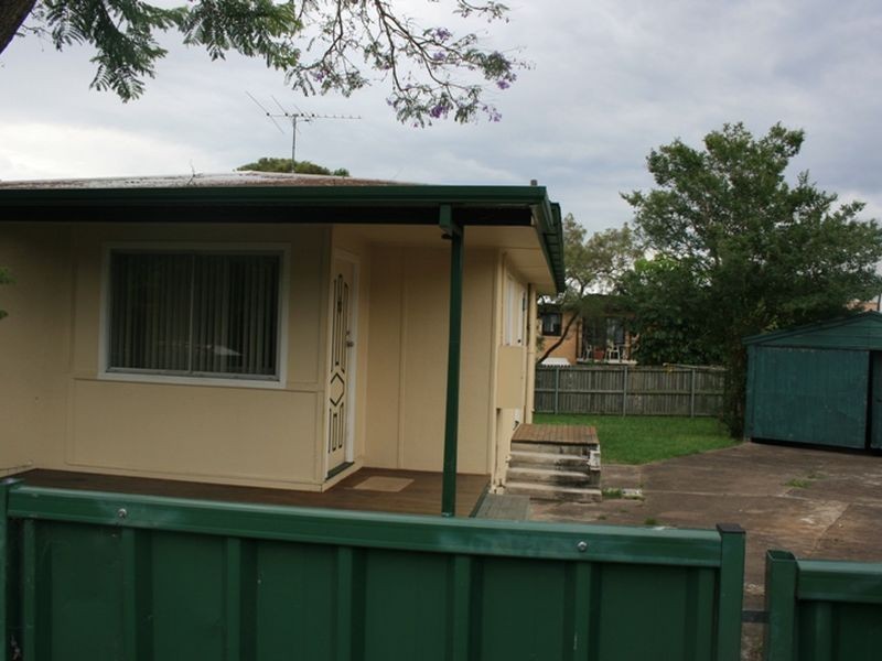 9 Connor Street, Logan Central QLD 4114