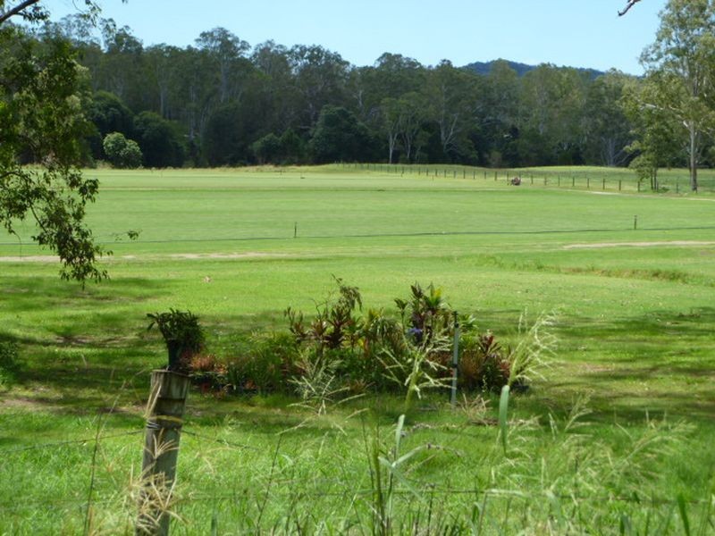 202 Boomerang Road, Tamborine QLD 4270