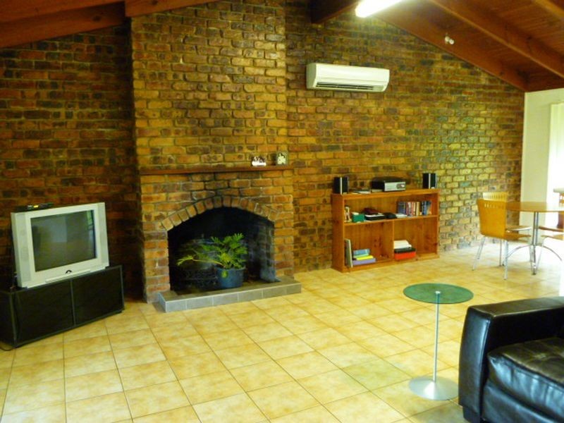 202 Boomerang Road, Tamborine QLD 4270